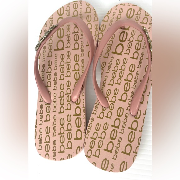 New Bebe Women's Samirah Light Pink Rhinestone Bebe Logo Flip Flop Size 6 - Picture 3 of 9